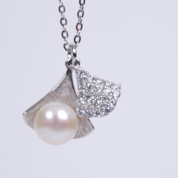 Amee Dewdrop Pearl Silver Pendant