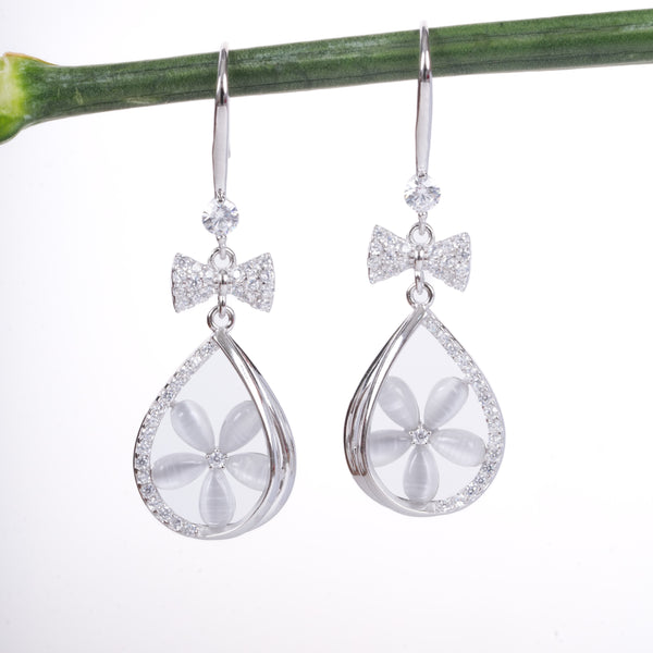 Amee Winter Petal Silver Earrings