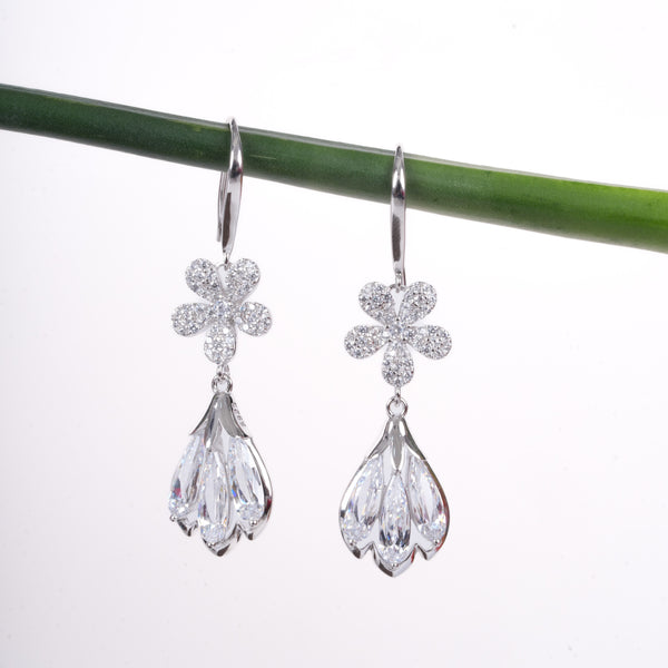 Amee Dewdrop Petal Silver Earrings