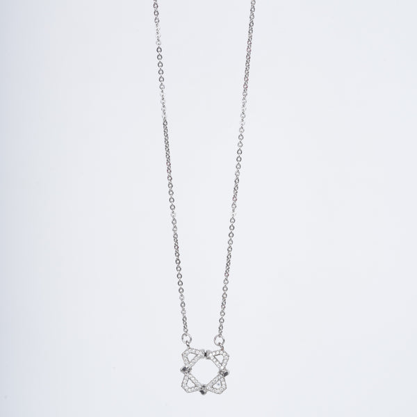 Amee Gleaming Petal Silver Chain