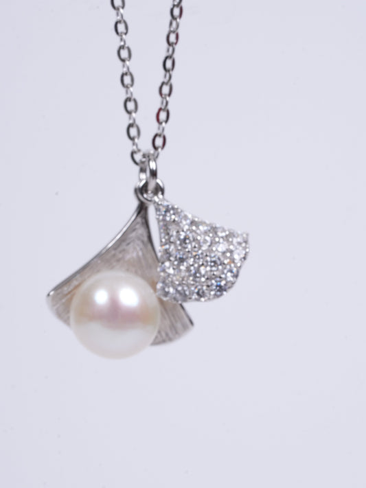 Amee Dewdrop Pearl Silver Pendant