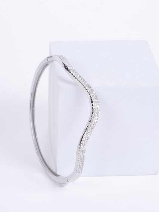 Amee Lustrous Wave Silver Bangle