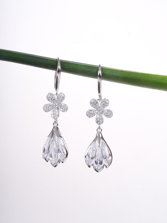 Amee Dewdrop Petal Silver Earrings